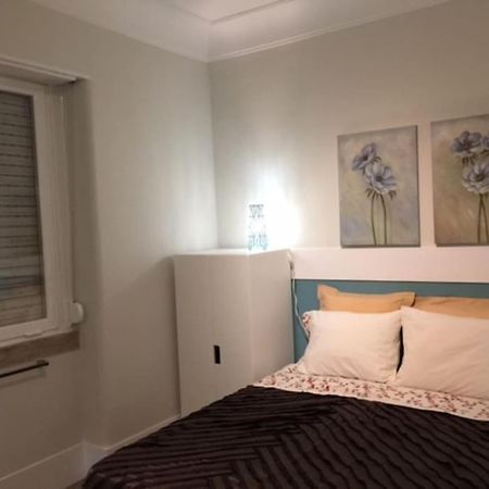 Romantic And Bright Studio Apartment In Arroios - Ssl 2B Lisboa Екстериор снимка