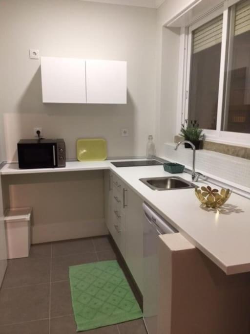 Romantic And Bright Studio Apartment In Arroios - Ssl 2B Lisboa Екстериор снимка