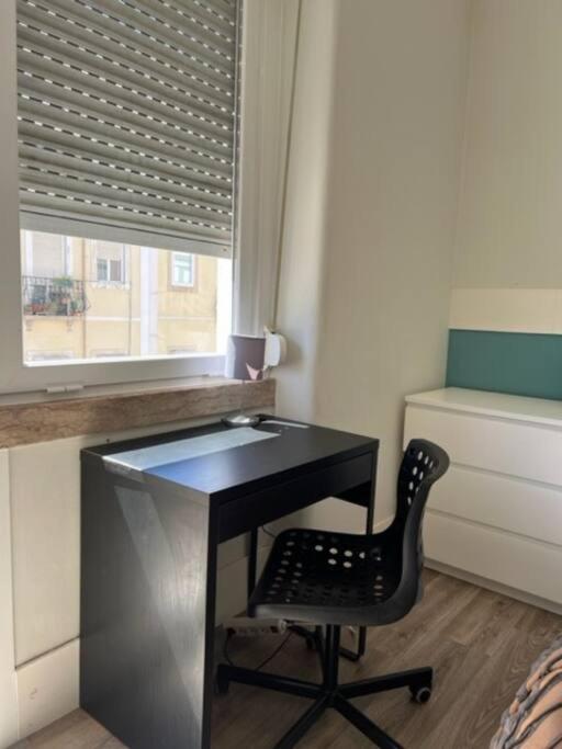Romantic And Bright Studio Apartment In Arroios - Ssl 2B Lisboa Екстериор снимка