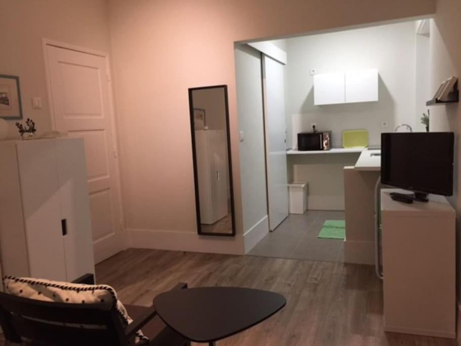 Romantic And Bright Studio Apartment In Arroios - Ssl 2B Lisboa Екстериор снимка
